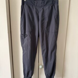 Med Couture Touch Pull On Jogger Cargo Scrub Pants in Pewter Gray Grey XS Petite